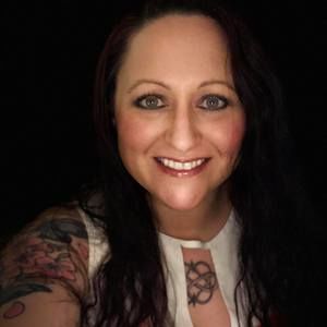 Meet your Posher, Holly